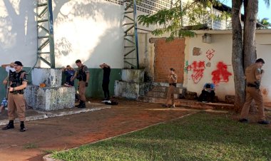 IBAITI: Adolescentes são Abordados com DROGAS próximo à ESCOLA